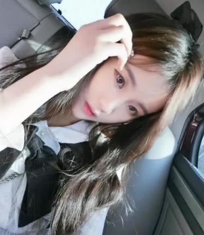 杨清柠初中照片